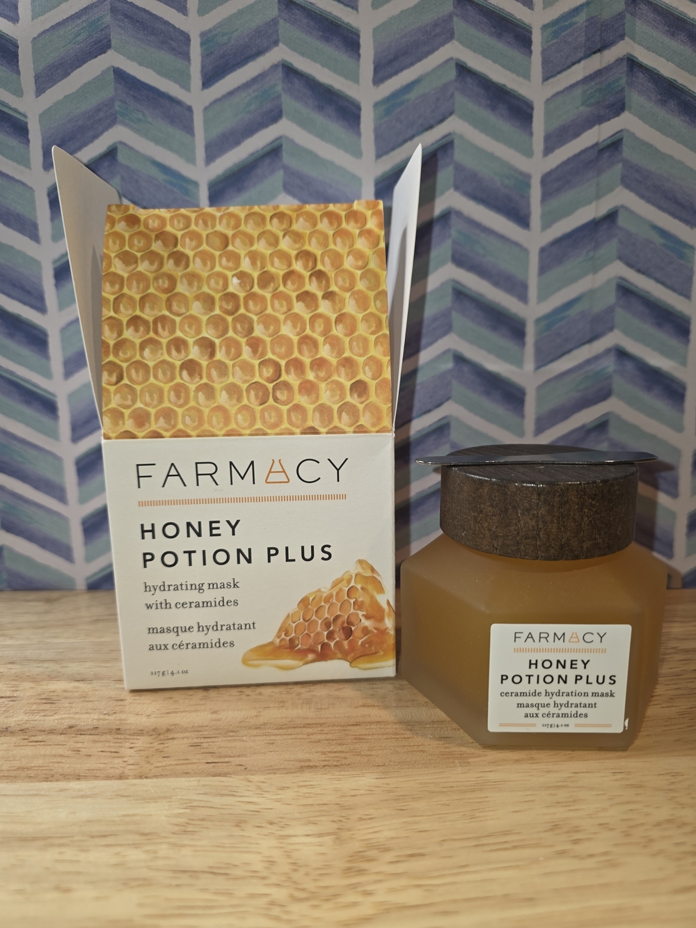 Farmacy Honey Potion Plus Hydrating Mask - yellow, white, brown